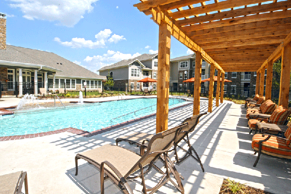 Heritage Park Vista Pool